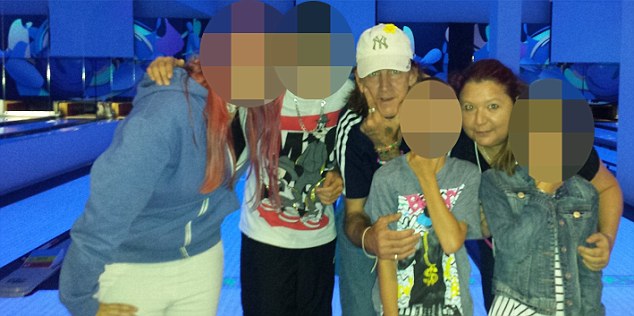 Daily Mail: Άνδρας έχει κάνει 40 παιδιά με 20 διαφορετικές γυναίκες! (Photos) - Media