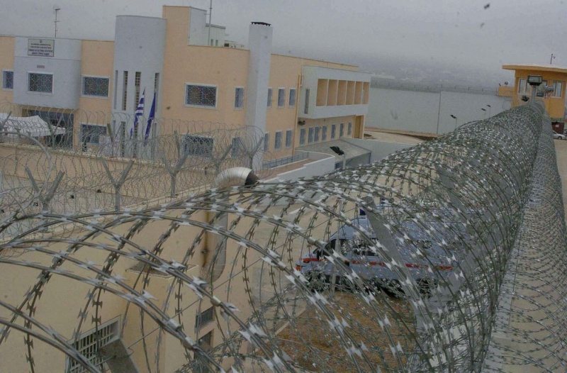 Κορωνοϊός-Φυλακές Θήβας: Νεκρή στο κελί της 42χρονη κρατούμενη - Είχε όλα τα συμπτώματα καταγγέλλουν συγκρατούμενές της - Media