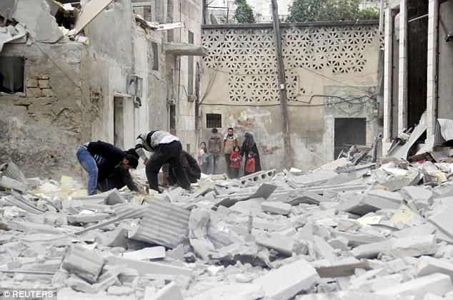 Συρία: Δορυφορικές εικόνες δείχνουν ισοπέδωση για 1 στα 3 κτίρια! - Τεράστια στρατόπεδα προσφύγων (Photos/Video/Χάρτης) - Media