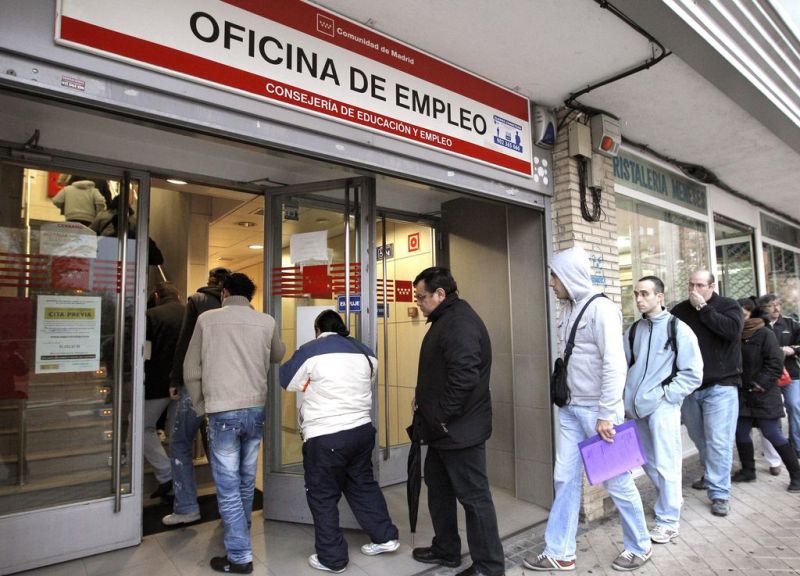 Αυξάνονται οι άνεργοι στην Ισπανία - Περίπου 5,5 εκατομμύρια - Media