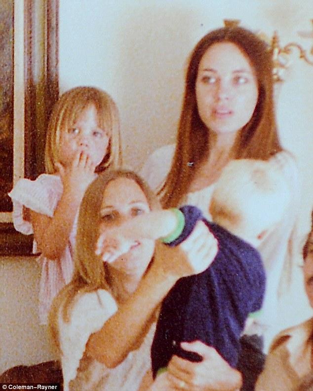 Νυφούλα ξανά η Αντζελίνα Τζολί; - Media