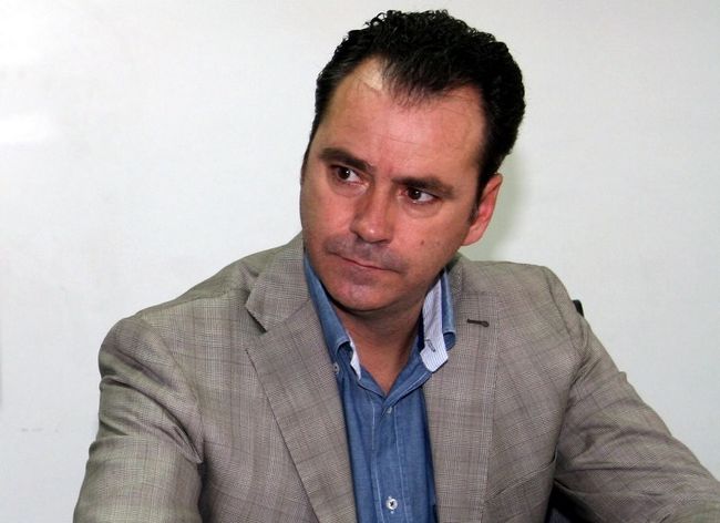 Παρακολουθούσαν με «κοριό» τις συνεδριάσεις του Κουκοδήμου στην Κατερίνη - Media