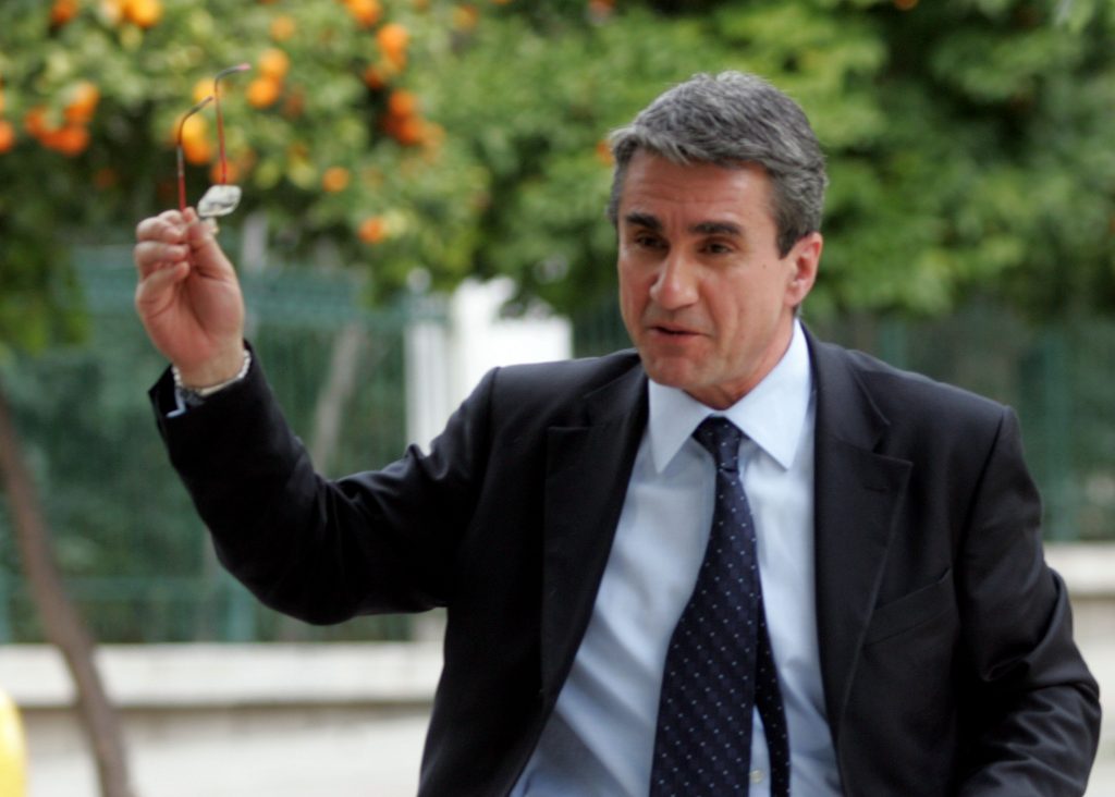 Λοβέρδος: Ο Π. Παυλόπουλος είναι Πρόεδρος της Δημοκρατίας και όχι της πλειοψηφίας - Media