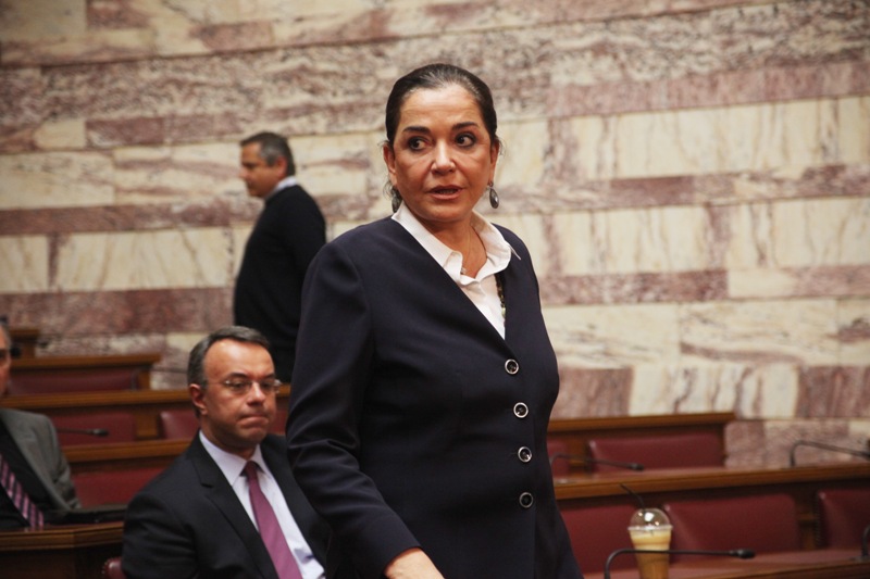 Μπακογιάννη: Να παραιτηθεί ο Βαρουφάκης - Υπονομεύει τα εθνικά συμφέροντα - Media