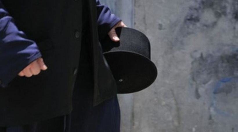 Αναστάτωση στα Τρίκαλα γιατί ζητήθηκε από τους ιερείς να απενεργοποιήσουν του λογαριασμούς τους στο… Facebook! - Media