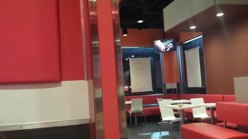 Πορνό μέσα σε KFC! (Video) - Media