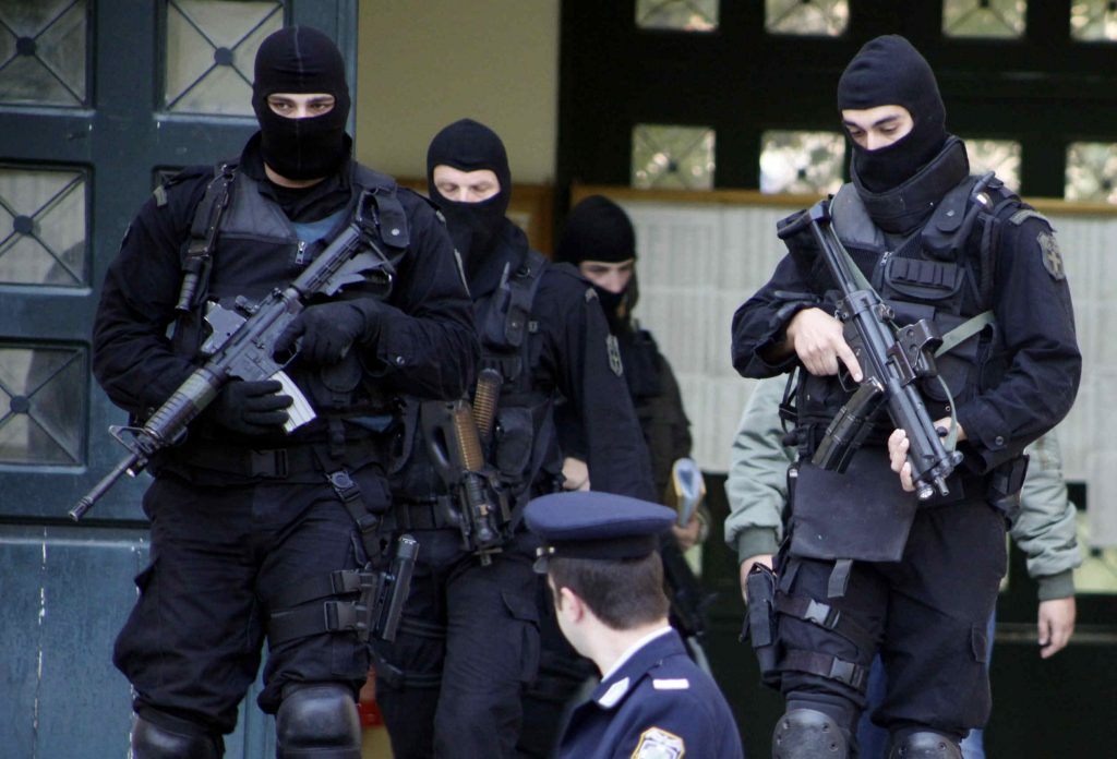 Δύο συλλήψεις για τρομοκρατία - Media