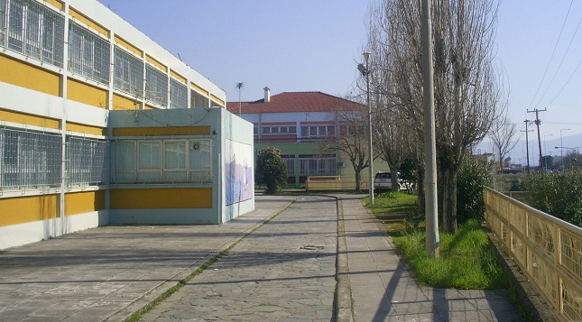 Λαχαναγορά Ρέντη: Ιδιοκτήτης αποθήκης κρατούσε όμηρο υπάλληλό του (Video) - Media