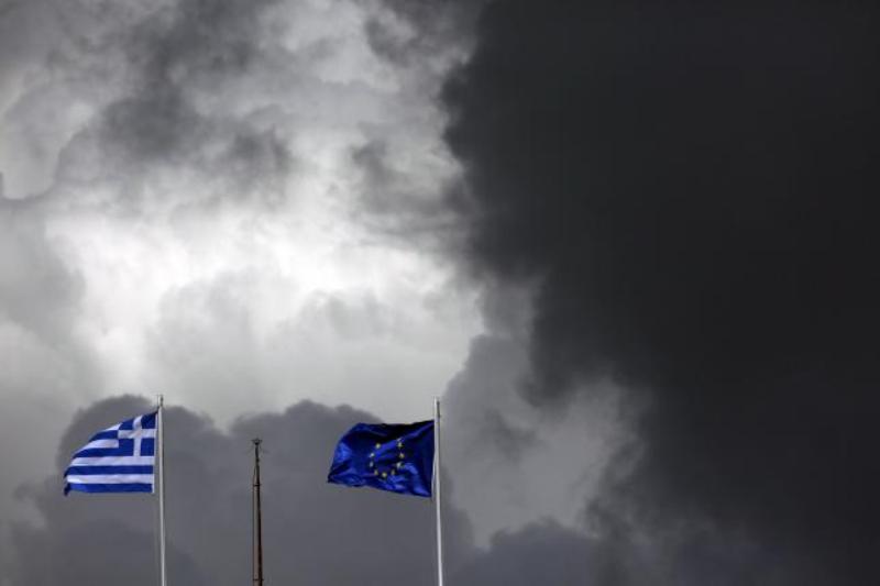 Reuters: Η Ελλάδα και οι εταίροι της παίζουν... την κότα  - Media