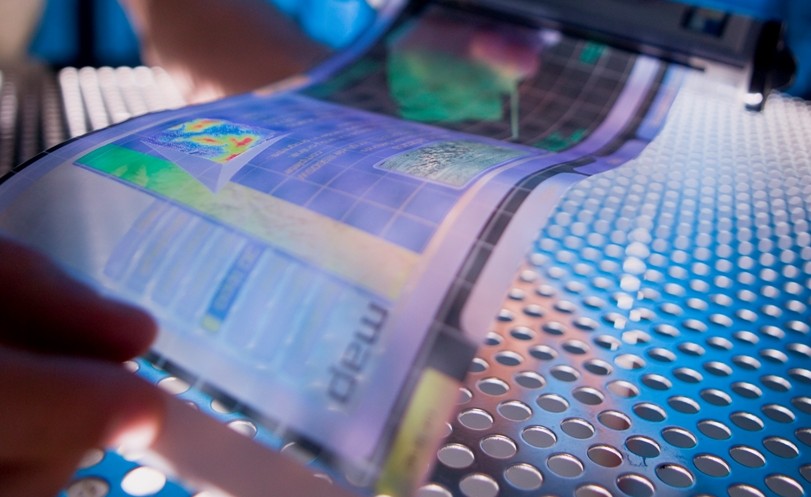 Έρχεται η οθόνη από ένα απλό... κομμάτι χαρτί! - Media