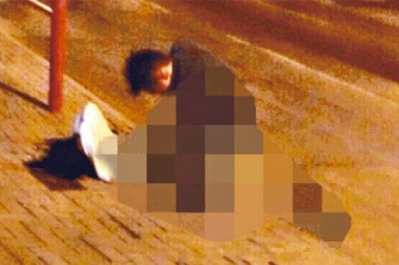 Μέθυσαν και έκαναν σεξ στο... πεζοδρόμιο! (Video) - Media