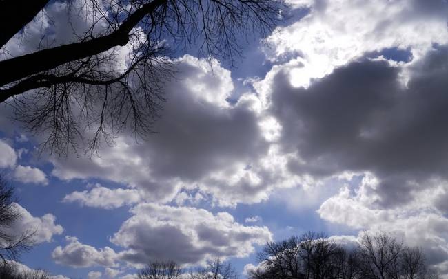 Νεφώσεις κατά τόπους αυξημένες την Παρασκευή - Media
