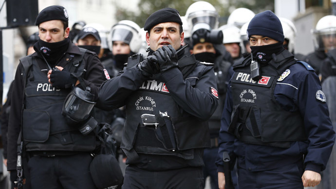 Βρετανία: Συνελήφθη γιος πολιτικού να προσπαθεί να γίνει μέλος των τζιχαντιστών στη Συρία - Media