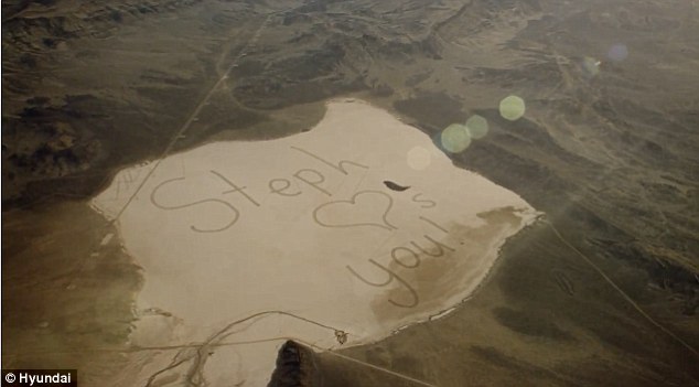 Το «σ’ αγαπώ» που έφτασε ως τα… αστέρια! (Photos & Video) - Media