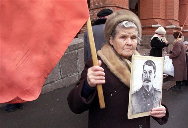 Αυξάνεται η δημοτικότητα του Στάλιν στη Ρωσία - Media