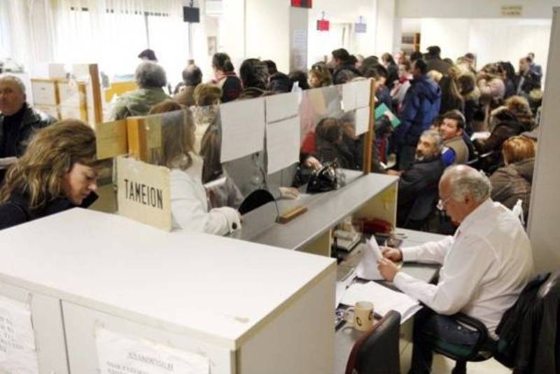 «Γκάζι» στη ρύθμιση της εφορίας, «φρένο» στη ρύθμιση των ταμείων - Media