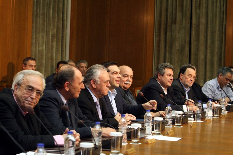 Κρίσιμο υπουργικό συμβούλιο με φόντο τις πιέσεις των δανειστών - Media