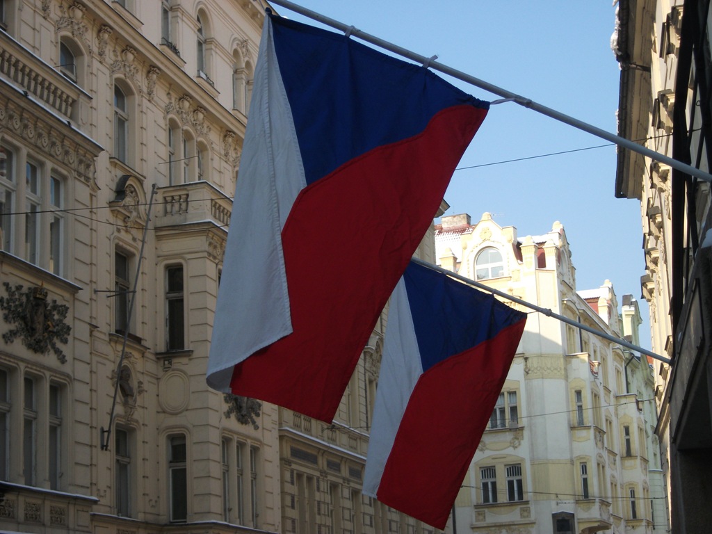 Τσεχία: Η συντριπτική πλειονότητα του πληθυσμού απορρίπτει το ευρώ - Media