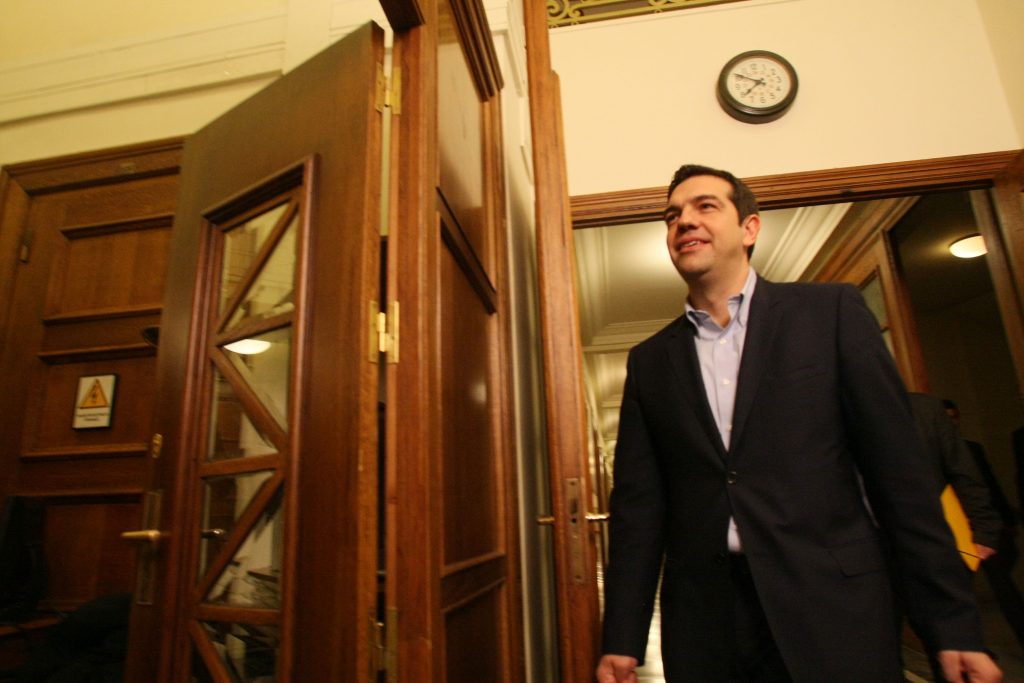 Τσίπρας στο κυβερνητικό συμβούλιο: θέλουμε σαφή δήλωση προόδου στο Eurogroup - Την ΠΓ ενημερώνει ο Δραγασάκης - Media