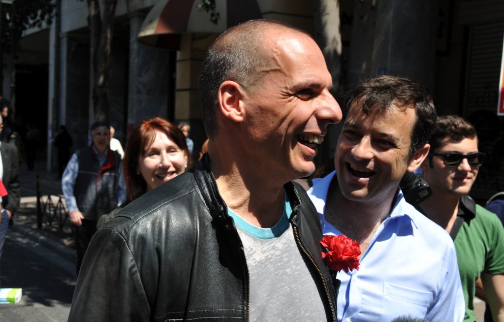 Ο Γιάνης Βαρουφάκης στην πρωτομαγιάτικη συγκέντρωση των ΓΣΕΕ – ΑΔΕΔΥ (Photos) - Media