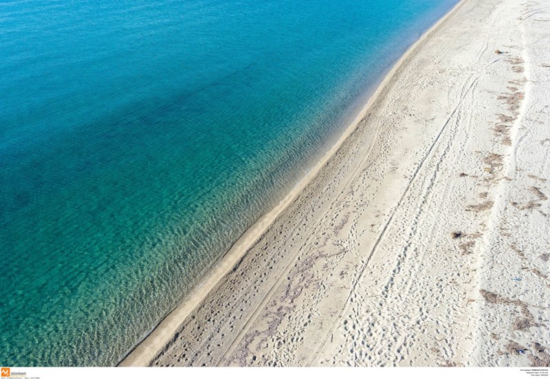 Επιστρατεύουν … τους φαντάρους για να καθαρίσουν τις ακτές στη Χίο - Media