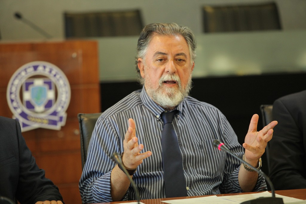 Πανούσης: Δεν θα αυτολογοκριθώ ποτέ - Έχω δίπλα μου τον πρωθυπουργό - Media