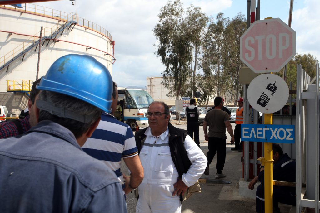 Οι πιθανές αιτίες για το ατύχημα στα διυλιστήρια Ασπροπύργου - Σε κρίσιμη κατάσταση οι τραυματίες - Media
