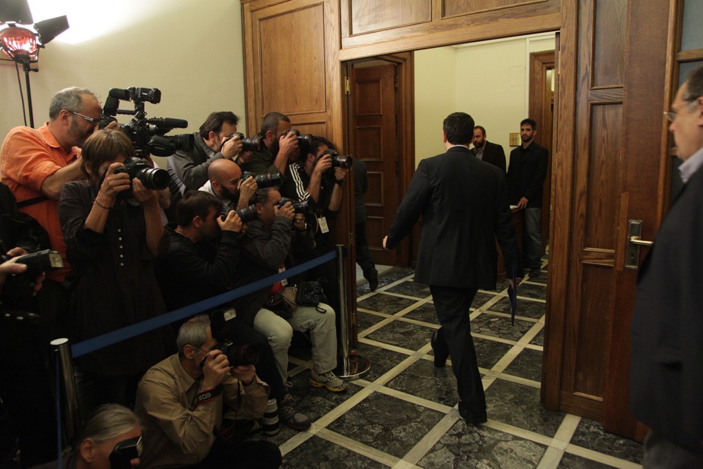 Πληροφορίες από το Κυβερνητικό συμβούλιο: Θα υπάρξει συμφωνία μέσα στο Μάιο - Media