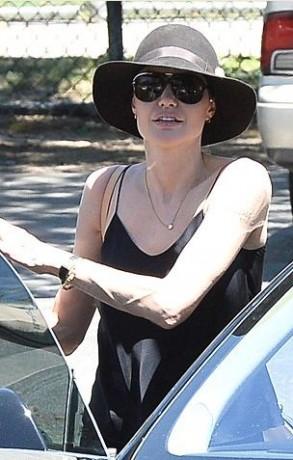 Αντζελίνα Τζολί: αδυνατίζει όλο και περισσότερο (Photos)  - Media