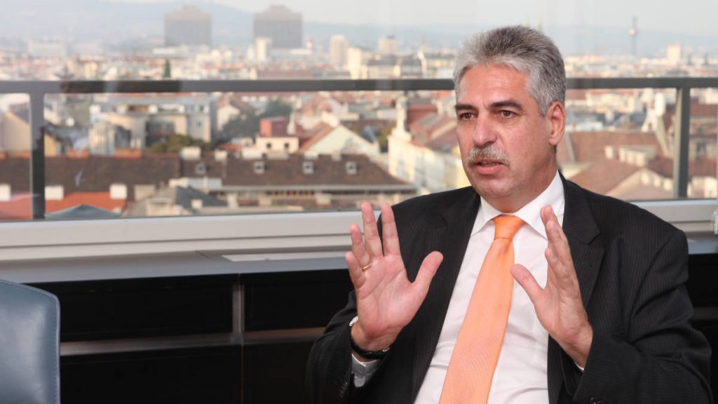 Αυστριακός ΥΠΟΙΚ: Η Σύνοδος Κορυφής είναι δίκοπο μαχαίρι - Media