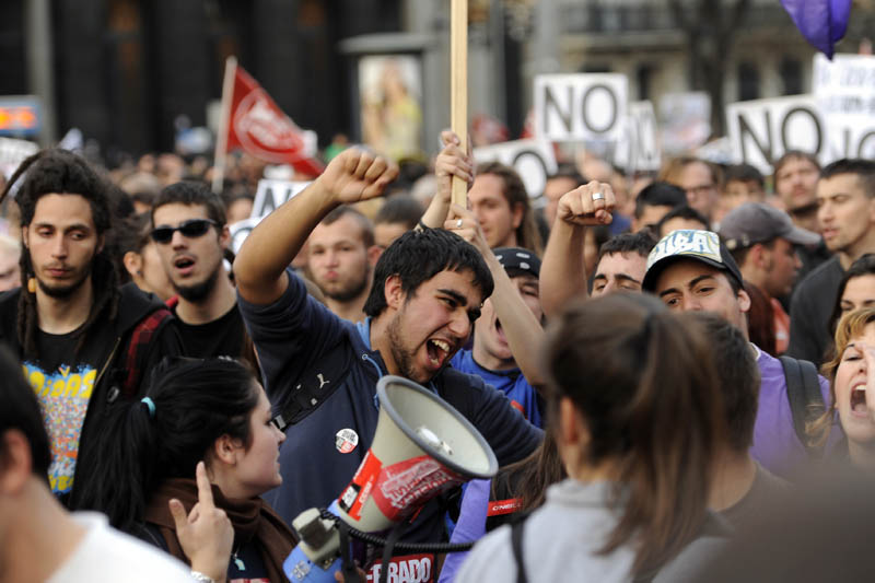 Το 50% των νέων σε Ελλάδα και Ισπανία είναι άνεργοι… - Media