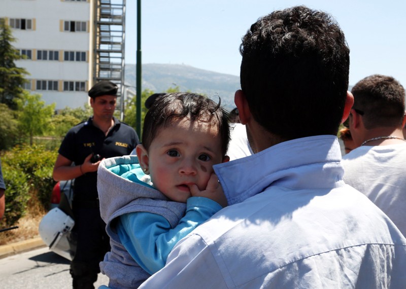 Αντικειμενική η δυσκολία εξυπηρέτησης των προσφύγων, λέει η Υπηρεσία Ασύλου - Media