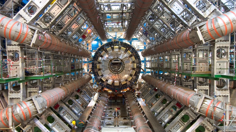 Σκάνδαλο στο CERN: Η Φυσική δεν είναι για τις γυναίκες, λέει ερευνητής - Media
