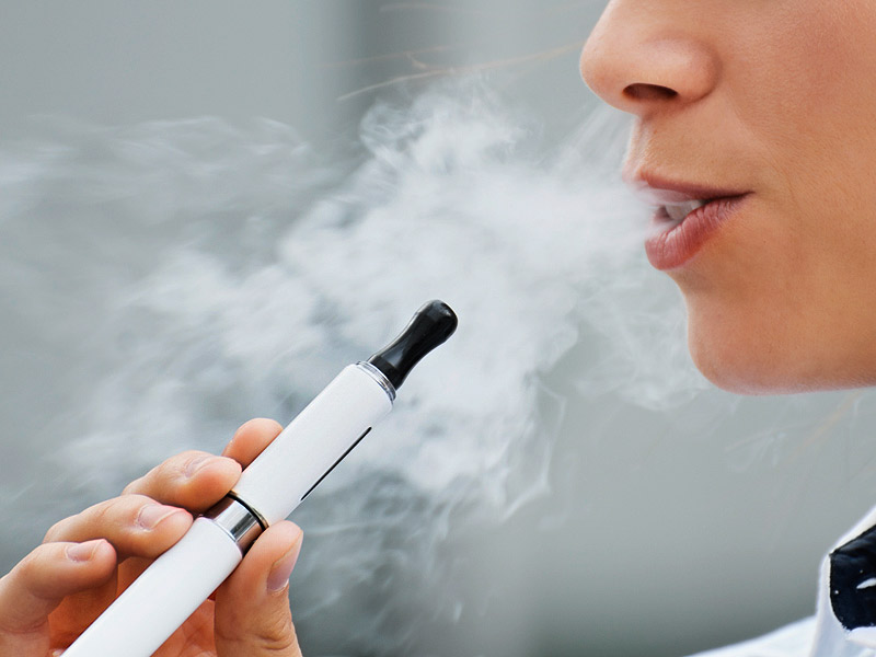 Τι επιπτώσεις έχει στους πνεύμονες η χρήση ηλεκτρονικού τσιγάρου; - Media