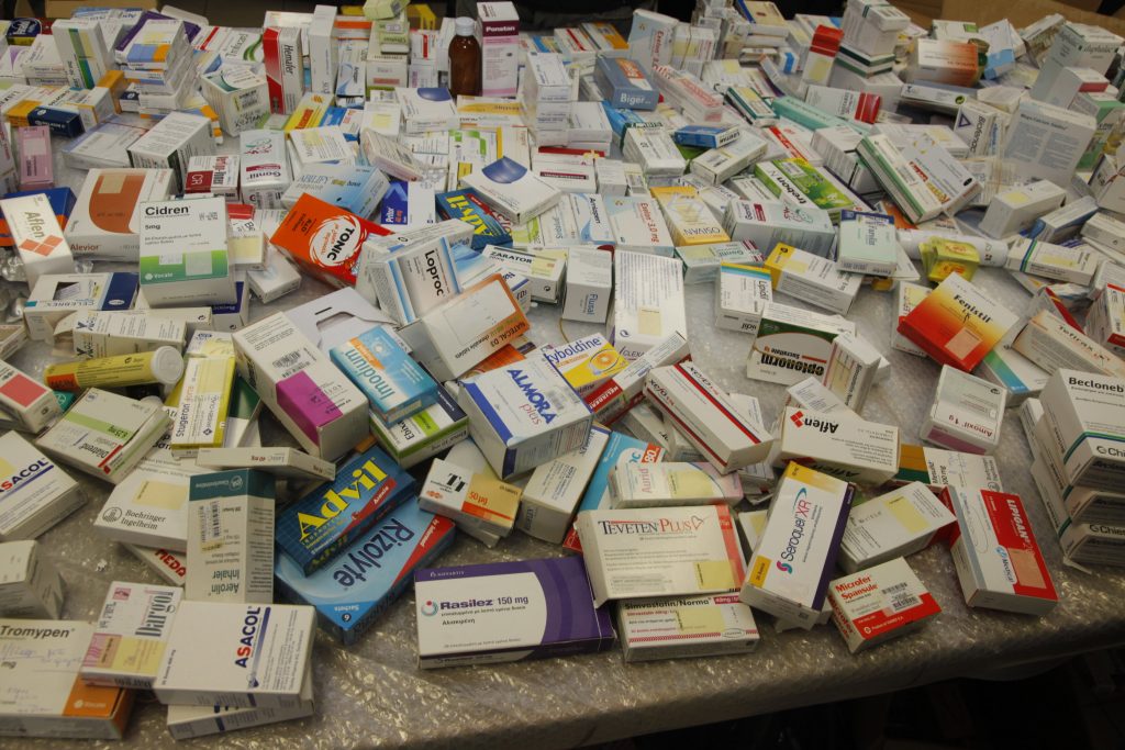Φάρμακα και υγειονομικό υλικό στο Νεπάλ από την Αρχιεπισκοπή Αθηνών  - Media