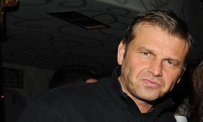 Πιάστηκαν στα χέρια Γκλέτσος με… Γκλέτσο! (Video) - Media