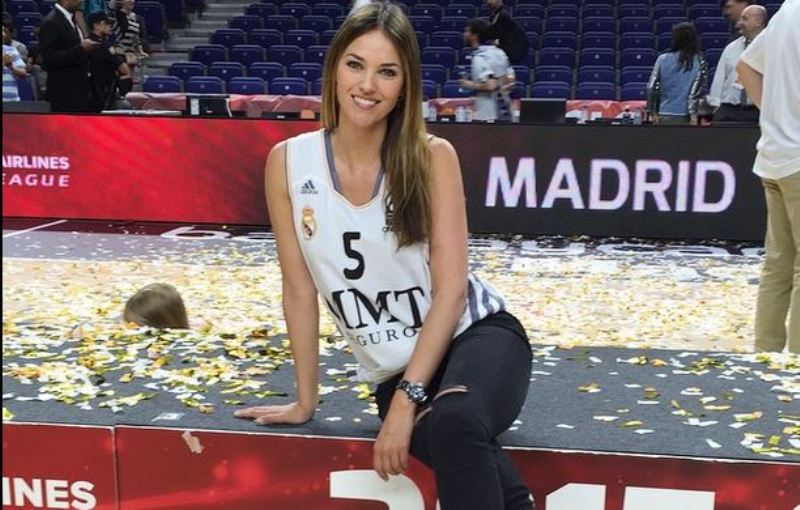 «Τούμπανο» η μέλλουσα γυναίκα του Ρούντι Φερνάντεθ (Photos) - Media