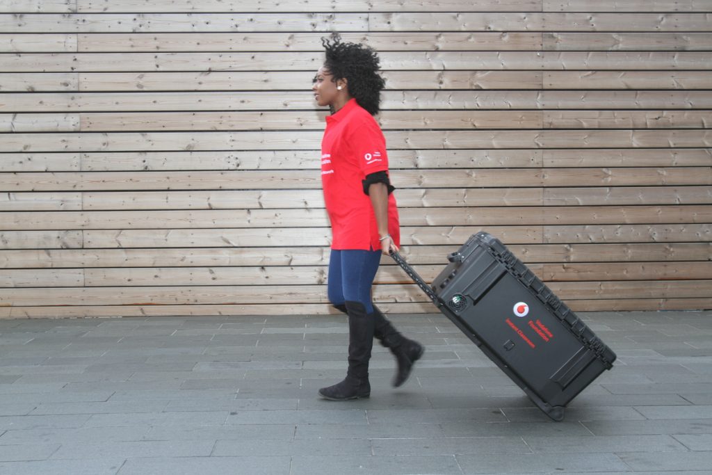 Το Ίδρυμα του Ομίλου Vodafone στηρίζει τους πληγέντες του σεισμού στο Νεπάλ - Media