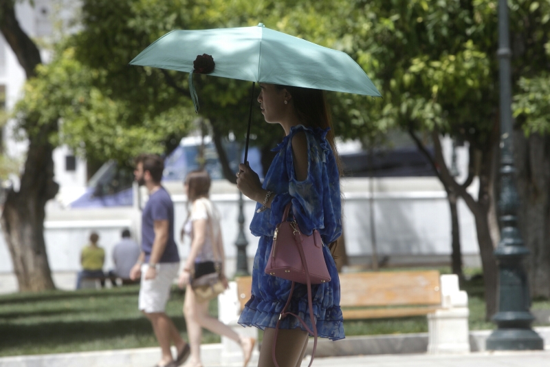 Ζέστη με καταιγίδες - Media