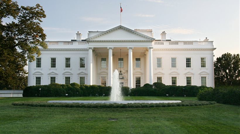 Συναγερμός στις ΗΠΑ - Ύποπτο πακέτο έξω από τον Λευκό Οίκο (Video) - Media