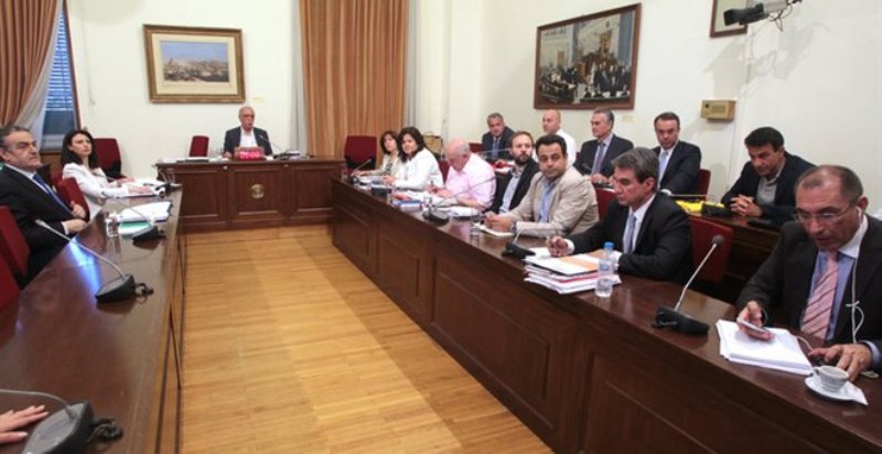 Συνεχίστηκε η Κόντρα Λοβέρδου – Κασιμάτη στην εξεταστική επιτροπή της Βουλής - Media