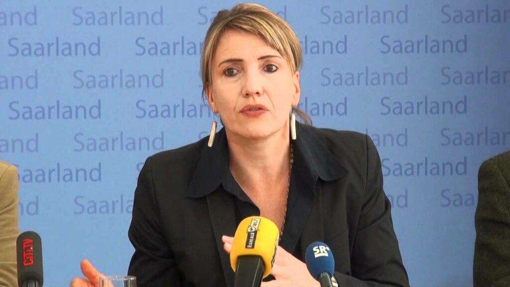 Γερμανοί Πράσινοι: Η λιτότητα κλέβει τον αέρα που αναπνέουν οι Έλληνες - Media