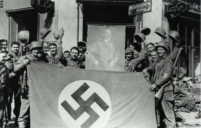 Γερμανοί συγκεντρώνουν υπογραφές υπέρ της καταβολής των πολεμικών επανορθώσεων στην Ελλάδα! - Media