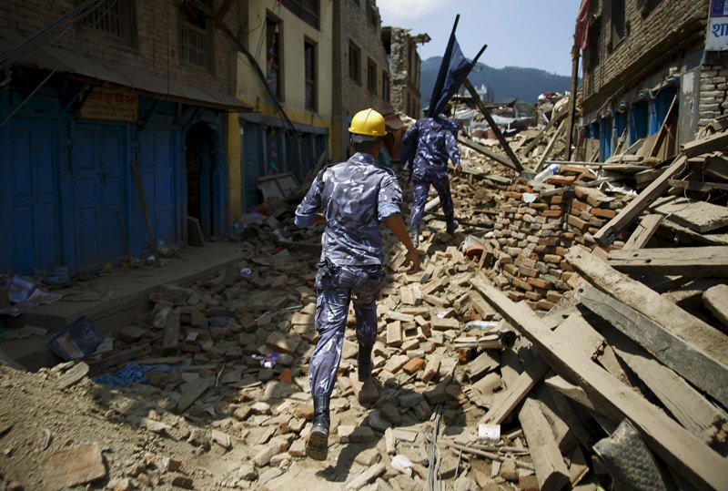Τρομακτικές στιγμές από το νέο σεισμό στο Νεπάλ (Video) - Media