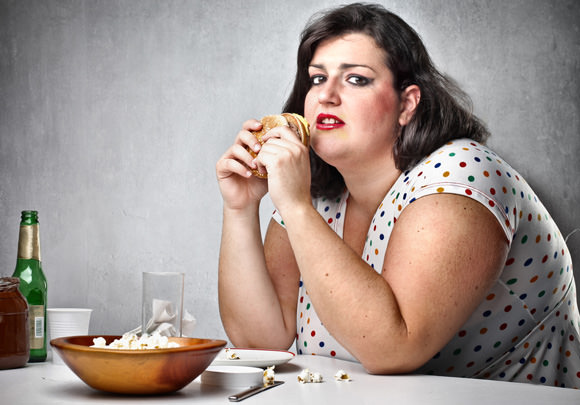 Ποια χημικά στα τρόφιμα, μας προκαλούν κατάθλιψη και μας παχαίνουν - Media