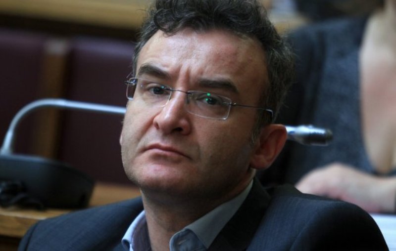Ορφανός: Όσοι έχουν off shore και λίρες στο εξωτερικό δηλώνουν αντιμνημονιακοί - Media