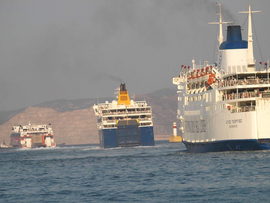 Κανονικά τα περισσότερα δρομολόγια των πλοίων - Media