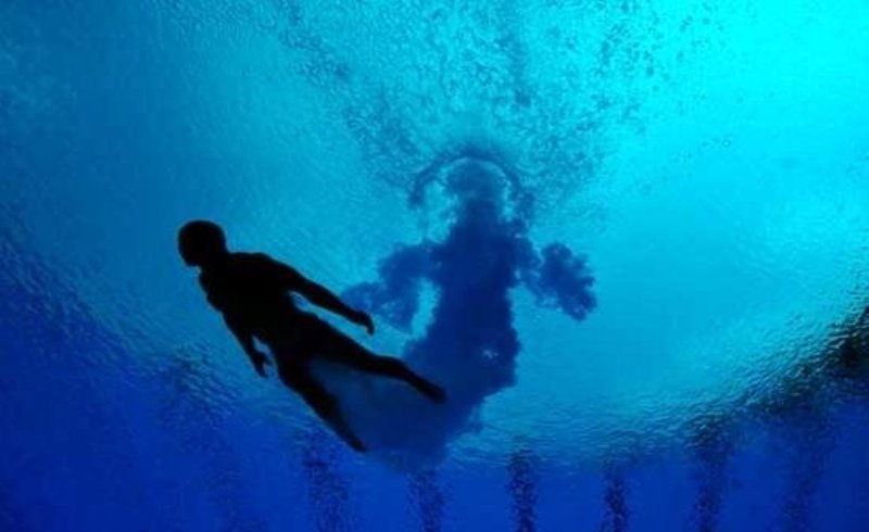 Έφηβος έμεινε 42 λεπτά κάτω από το νερό και… έζησε! - Media