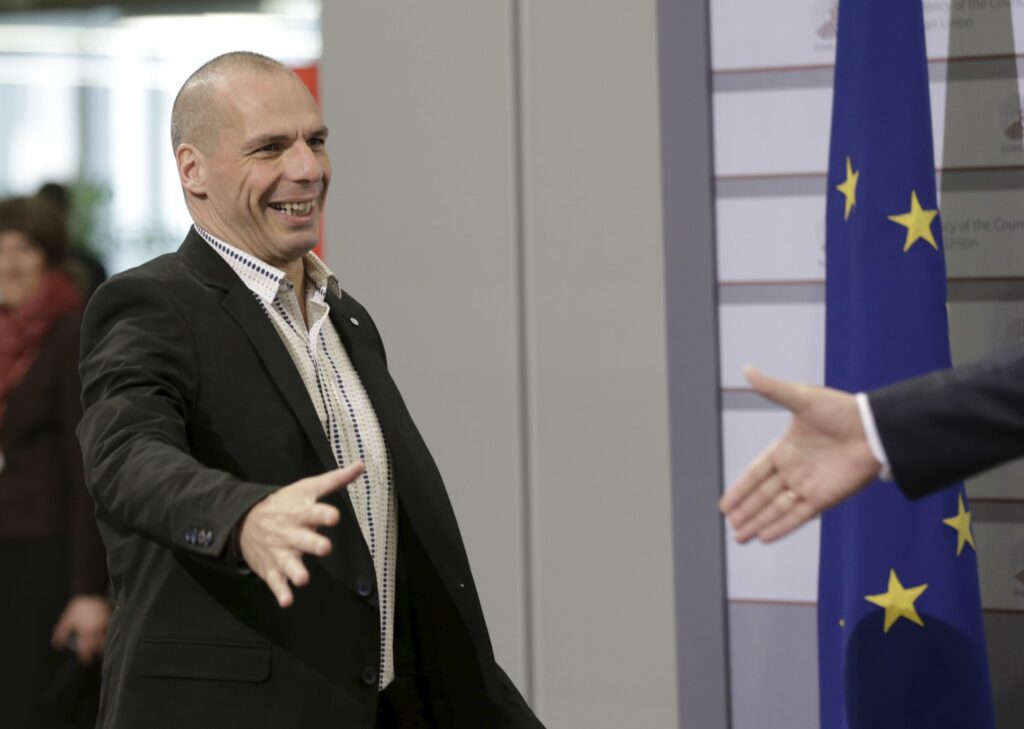 Ο Peter Spiegel επιβεβαιώνει τον Βαρουφάκη: Ψευδή τα περί προσωπικής επίθεσης στο Eurogroup της Ρίγας - Media