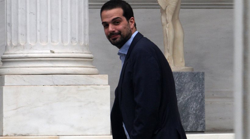 Ο Σακελλαρίδης επαναφέρει το μπρίφινγκ των πολιτικών συντακτών - Media